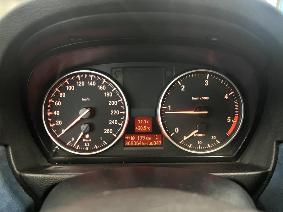E91 Touring / Huoltokirja / Vakionopeussäädin/ Xenon valot/ Juuri katsastettu