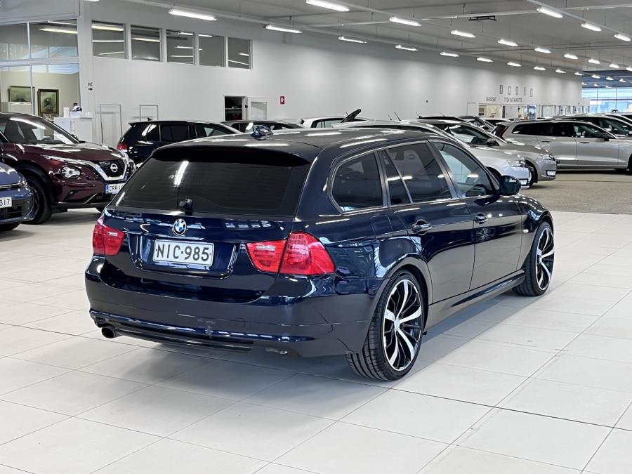 E91 Touring / Huoltokirja / Vakionopeussäädin/ Xenon valot/ Juuri katsastettu