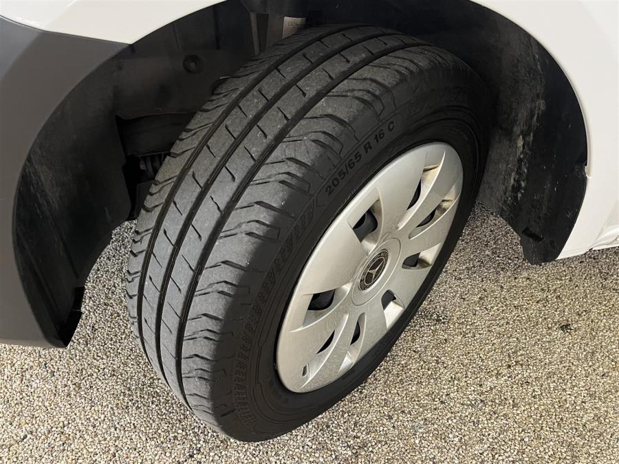 Vito 114CDI FWD-3,05/32K keskipitkä A2/ Alv/ Webasto/ Koukku