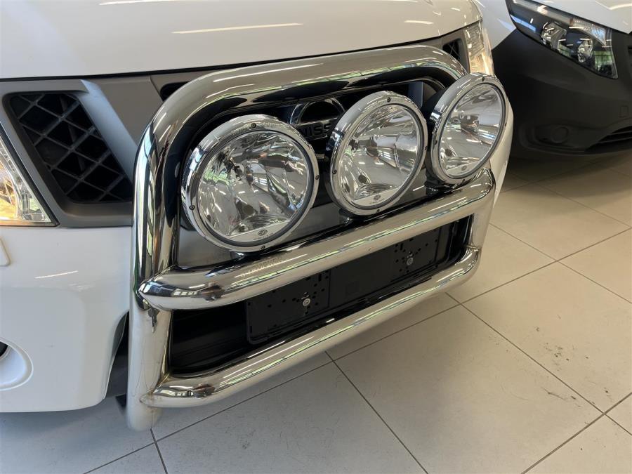 2,5dCi 190hp LE 5A/T Diff lock, DPF/ ALV/ Vakkari/ Koukku/ Lisävalo