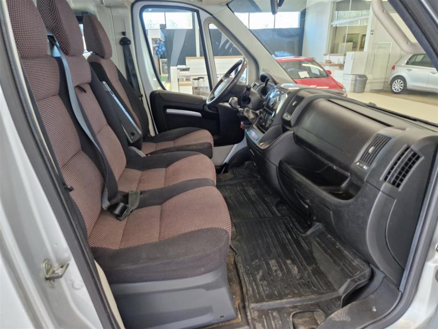 L2H2 2,2 HDi 150 hv 9-hlö minibussi / Automaatti ilmastointi / Webasto kellolla / Peruutustutka