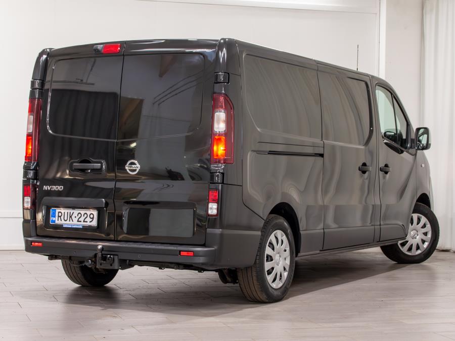 Van 2.0 dCi 170 hv man. L2H1 Working Star / Suomi-auto / 1 om. / Takuu / Merkkihuoll. / Webasto