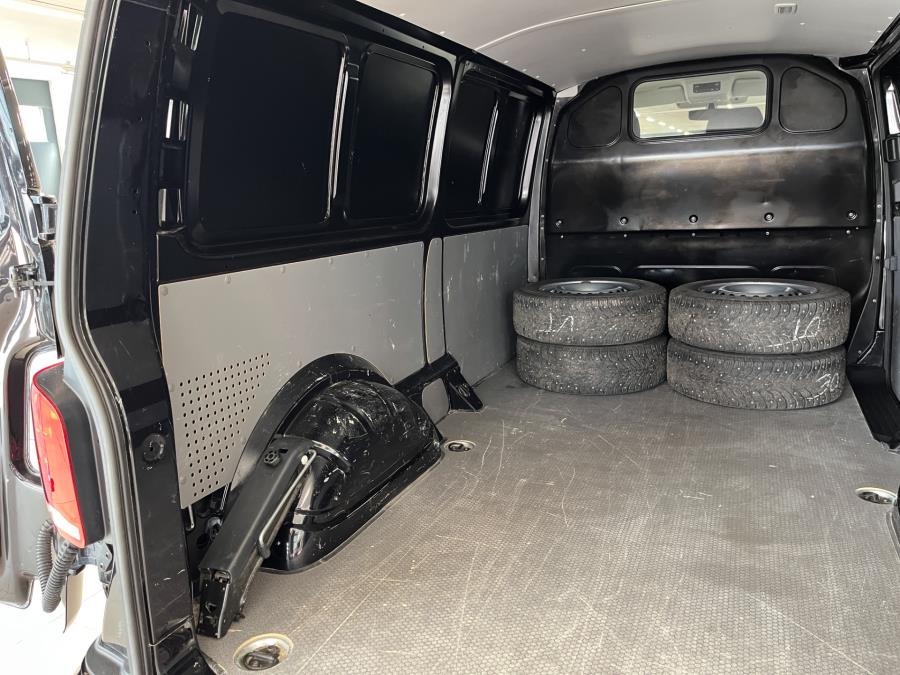 Pitkä 2,0 TDI 110 kW DSG / Sis.alv. / 1 omistaja / Suomi-auto / Merkkihuollettu / Pariovet / Koukku