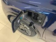 52 kWh Advance / Takuu 5 vuotta / Toimintamatka 413 km / Lämmitettävä ratti / Kamera