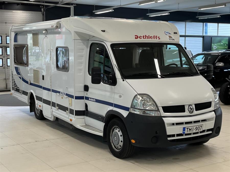 DETHLEFFS RT6844 ESPIRIT/ Suomi-asuntoauto/ Parivuode/ Vakkari/ Ilmastointi/ Markiisi