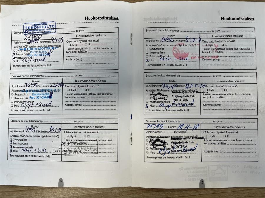 DETHLEFFS RT6844 ESPIRIT/ Suomi-asuntoauto/ Parivuode/ Vakkari/ Ilmastointi/ Markiisi