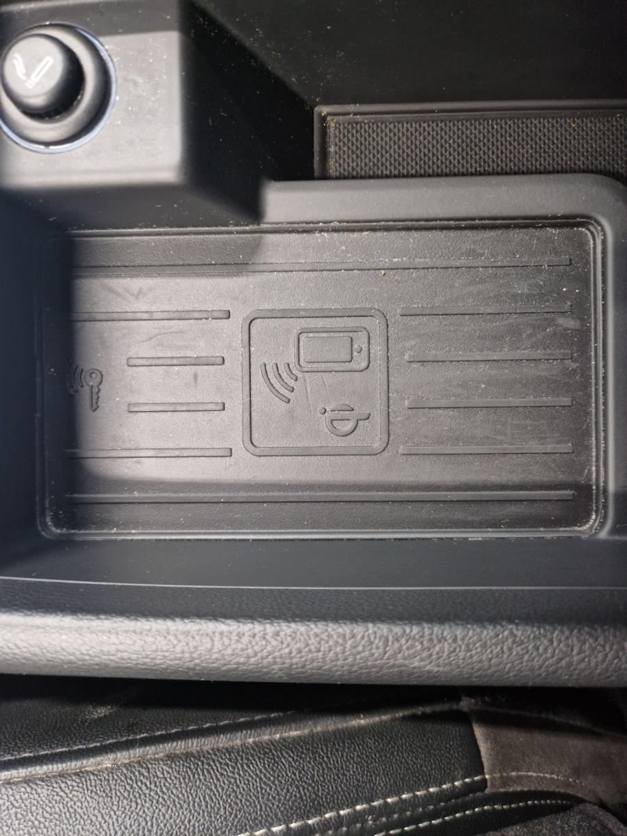 Avant S line Business Sport 2,0 TDI 190 hv quattro S tronic / Koukku / Navi / Adaptiivinen vakkari