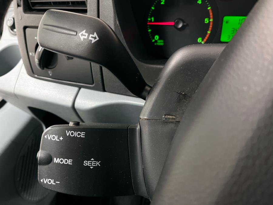 350L 2,4 TDCi 140 hv Trend takaveto puolikorkea / Sis.alv. / Webasto / Ilmastointi