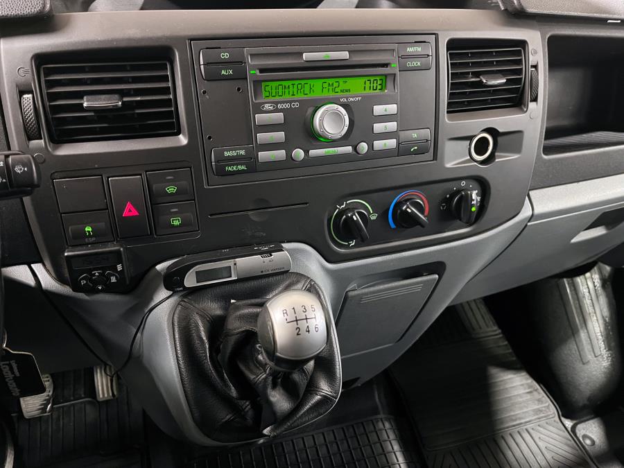 350L 2,4 TDCi 140 hv Trend takaveto puolikorkea / Sis.alv. / Webasto / Ilmastointi