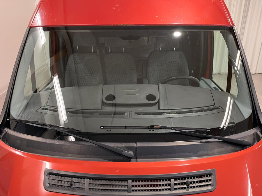 350L 2,4 TDCi 140 hv Trend takaveto puolikorkea / Sis.alv. / Webasto / Ilmastointi