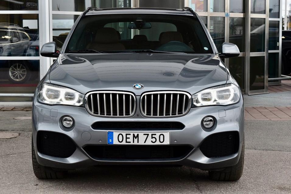 BMW X5 40D M-SPORT 6,45% RÄNTA VÄRMARE PANORAMA H/K 360° ADAPTIVT