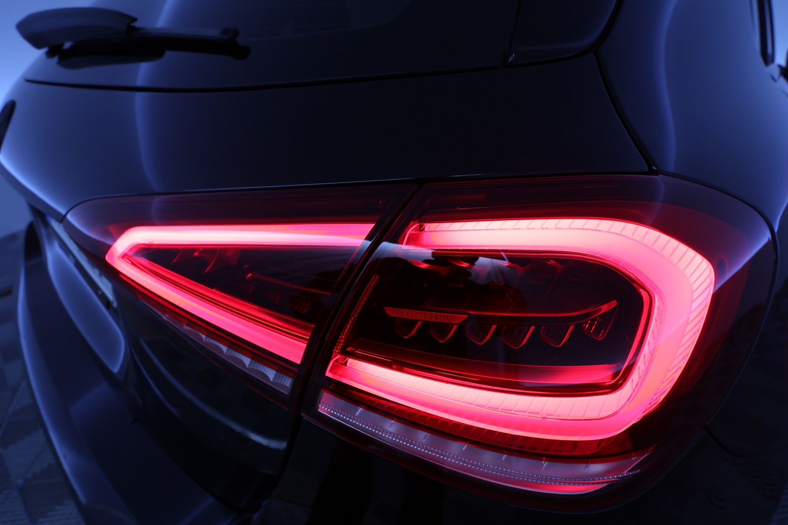 MERCEDES-BENZ A 2019