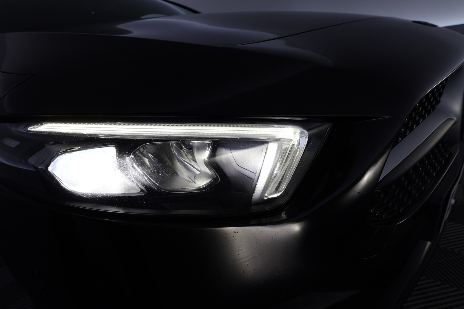 MERCEDES-BENZ A 2019