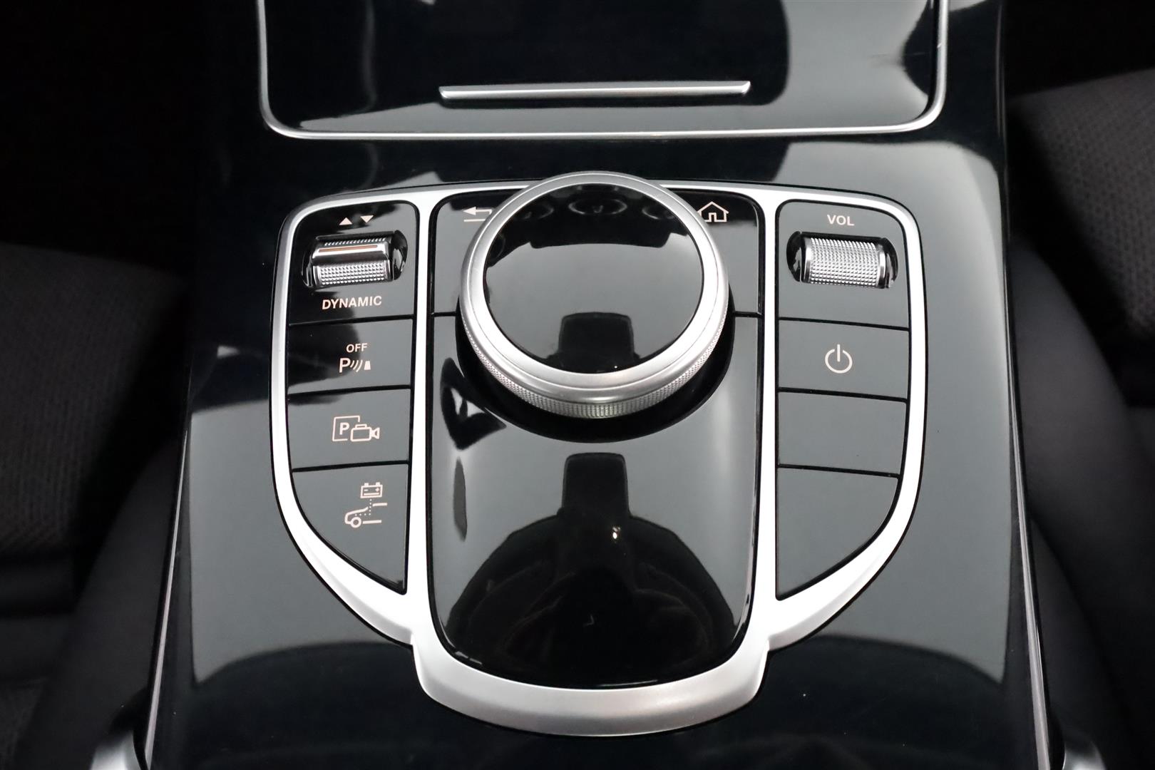 Mercedes-Benz C 2020