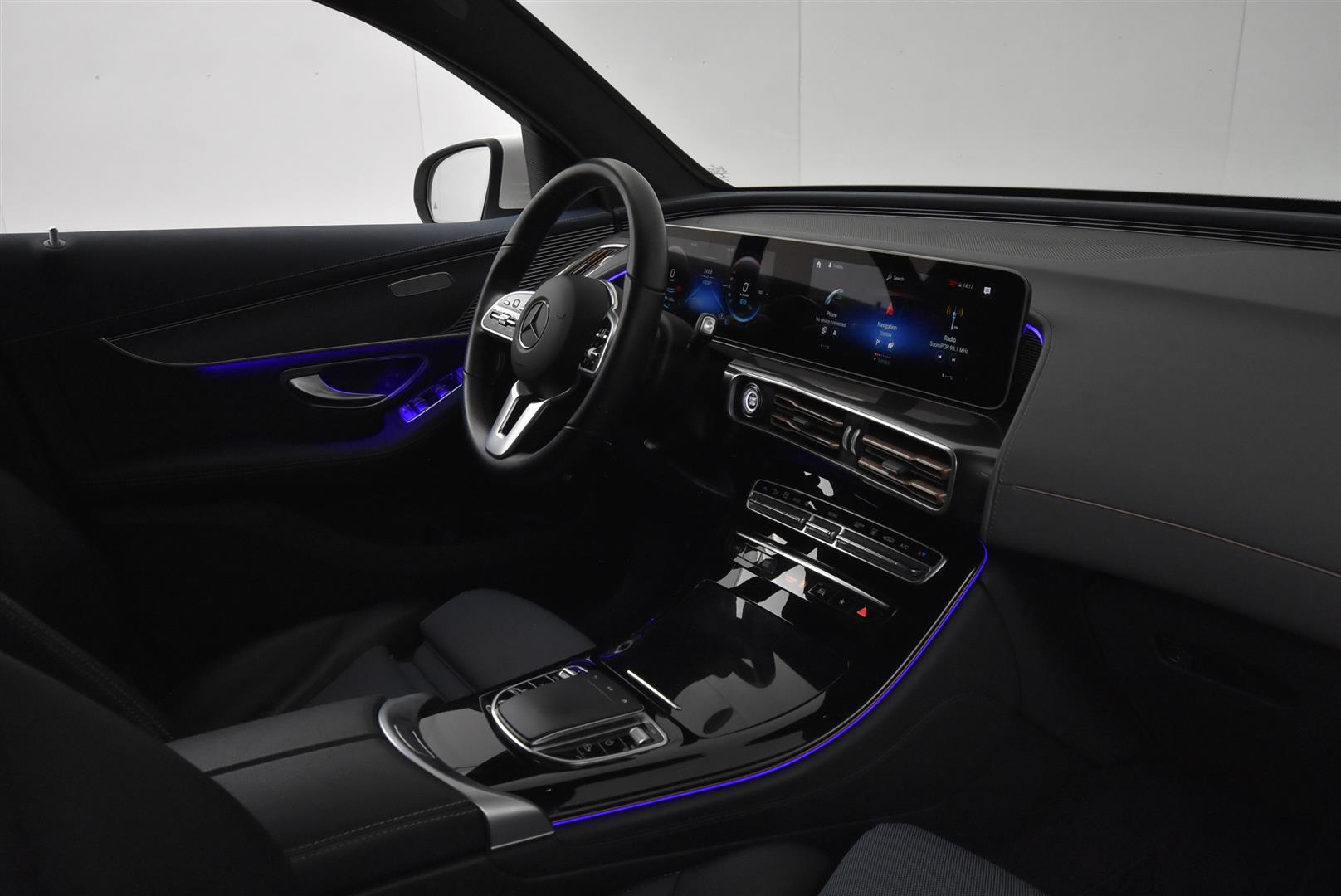 Mercedes-Benz EQC 2020