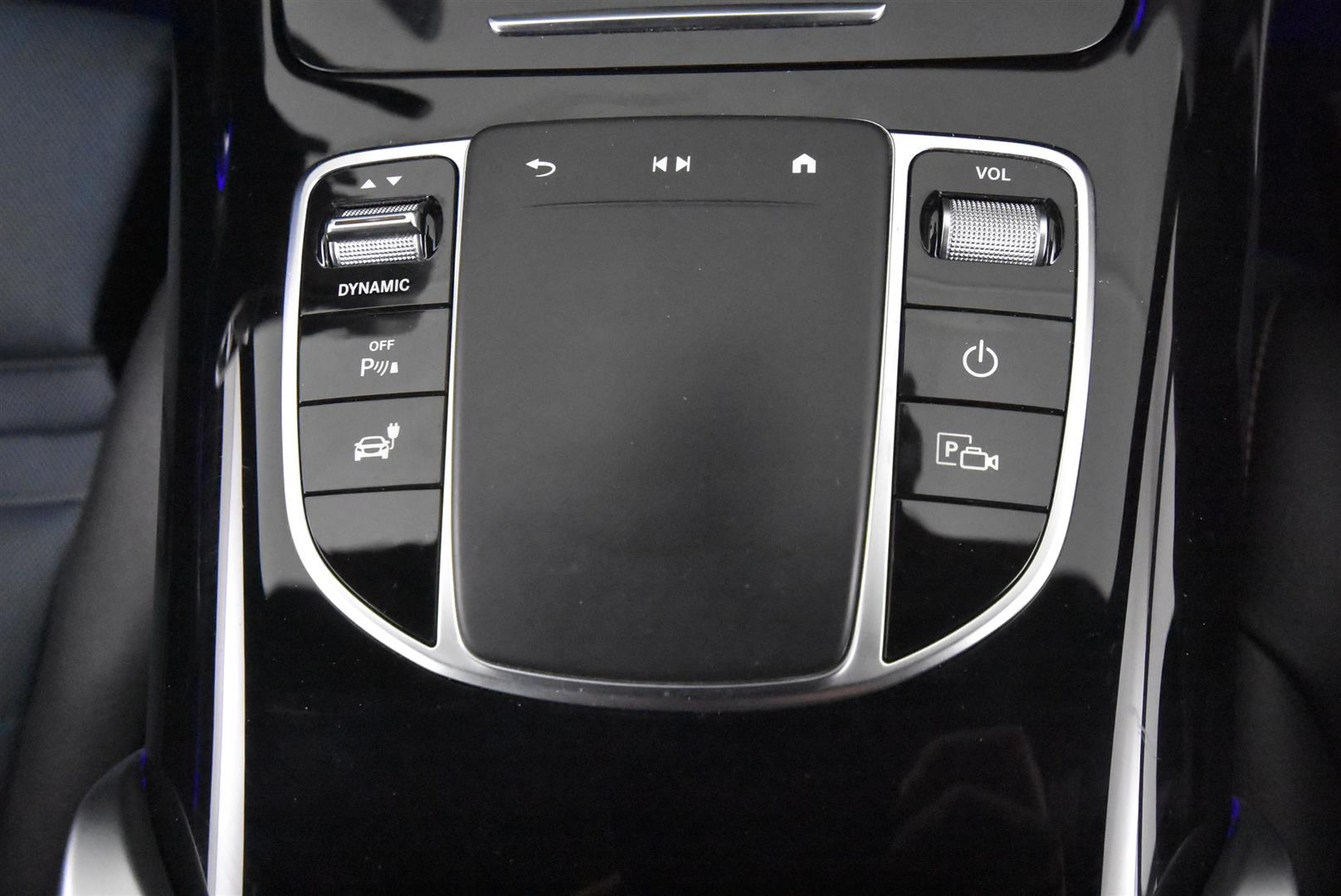 Mercedes-Benz EQC 2020