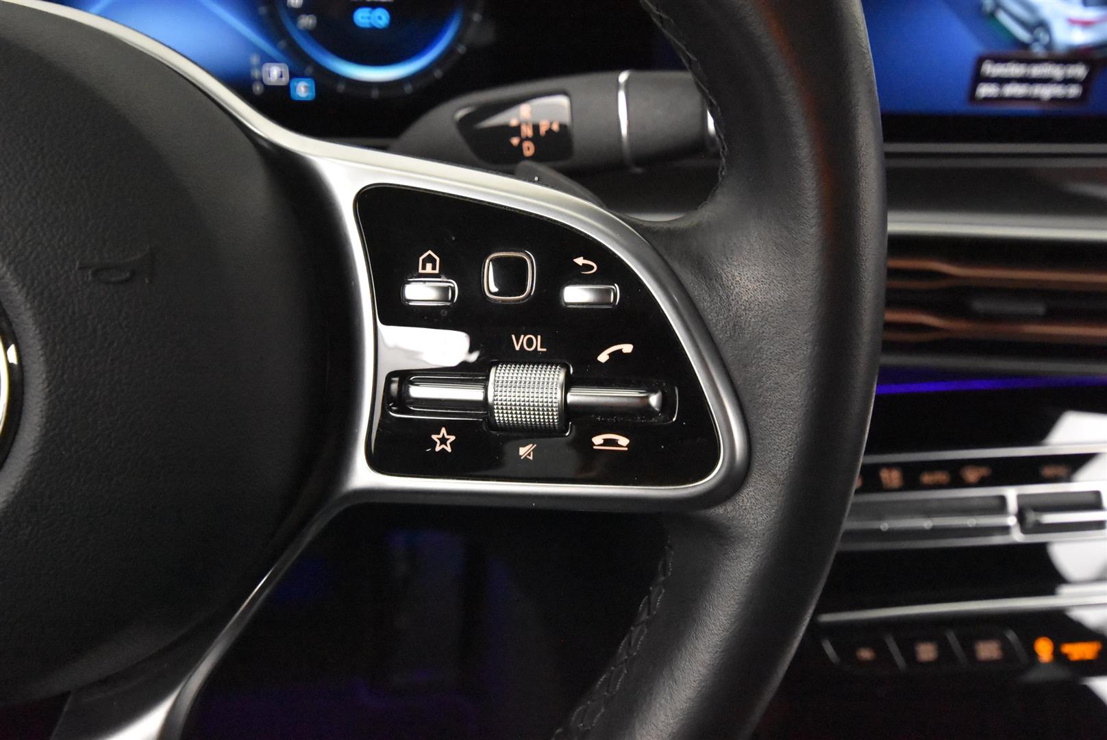 Mercedes-Benz EQC 2020