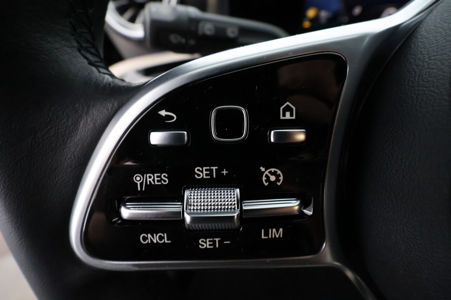 Mercedes-Benz A 2021