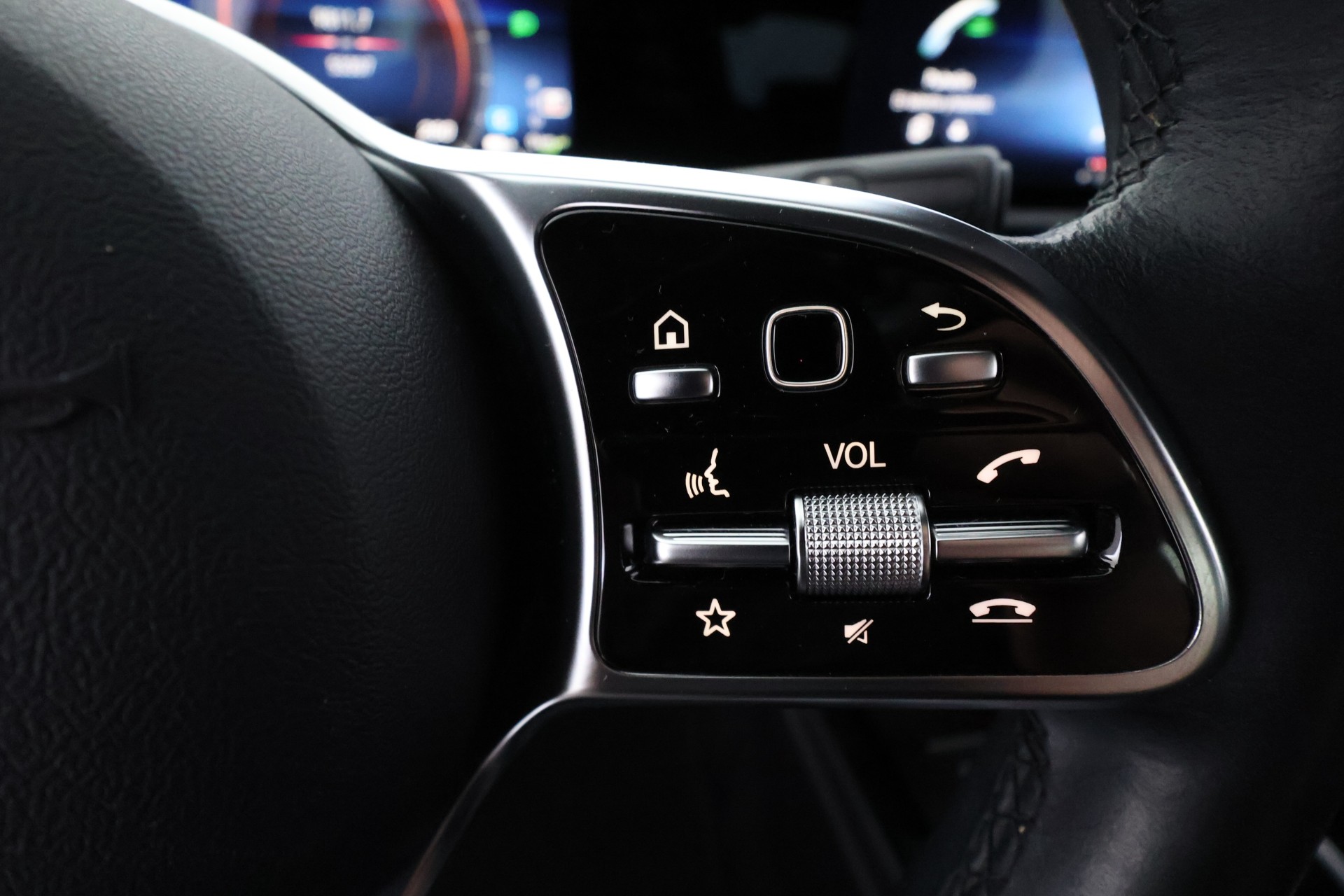 Mercedes-Benz CLA 2023