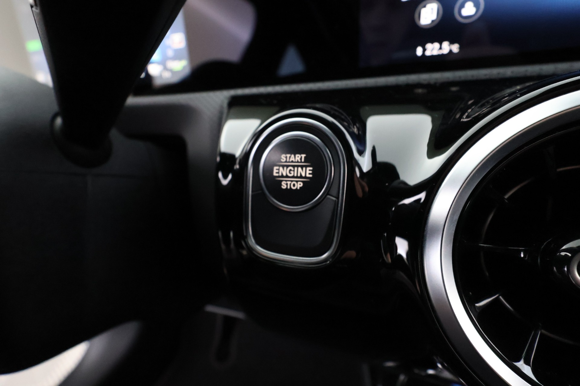 Mercedes-Benz CLA 2023