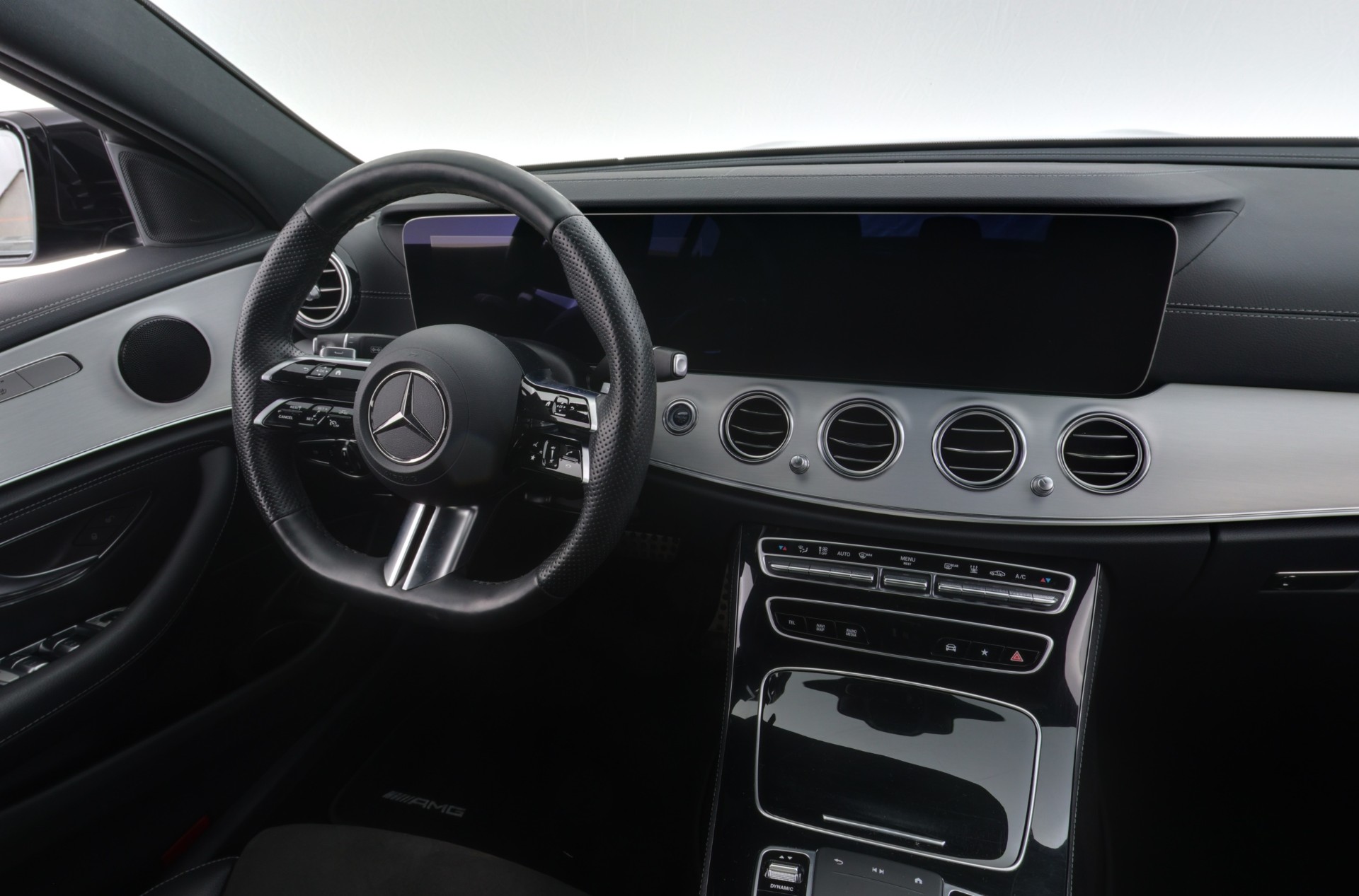 Mercedes-Benz E 2023