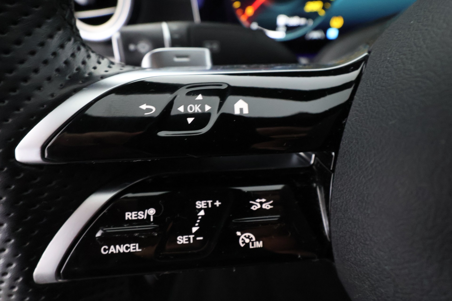 Mercedes-Benz E 2023