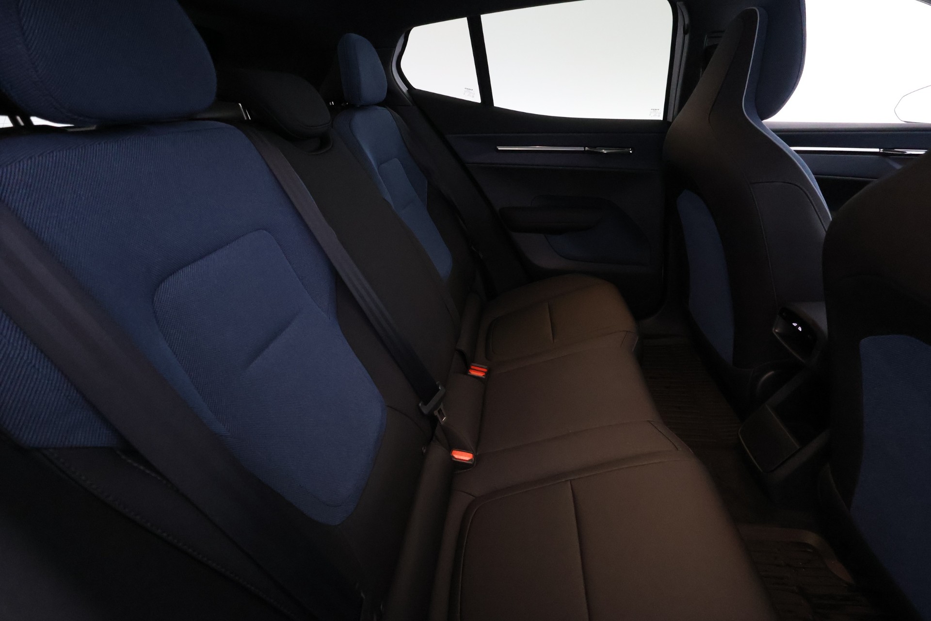 Volvo EX30 2024