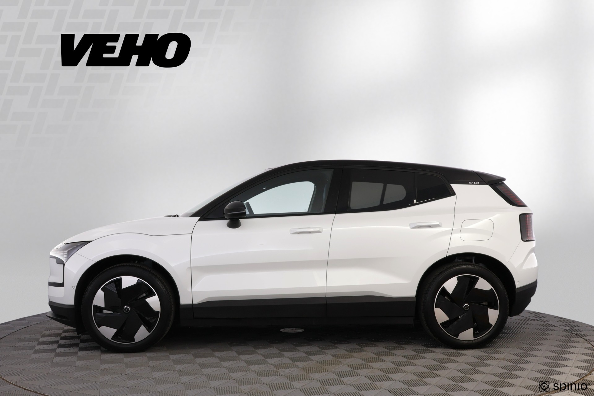 Volvo EX30 2024