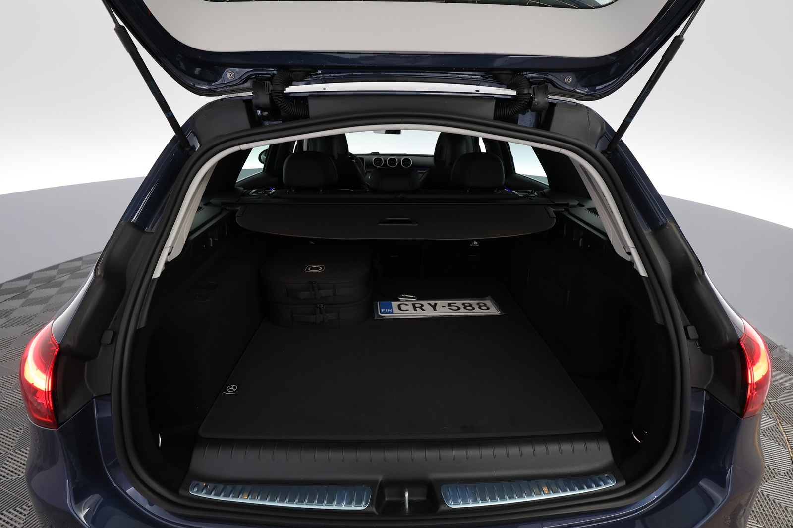 Mercedes-Benz C 2025