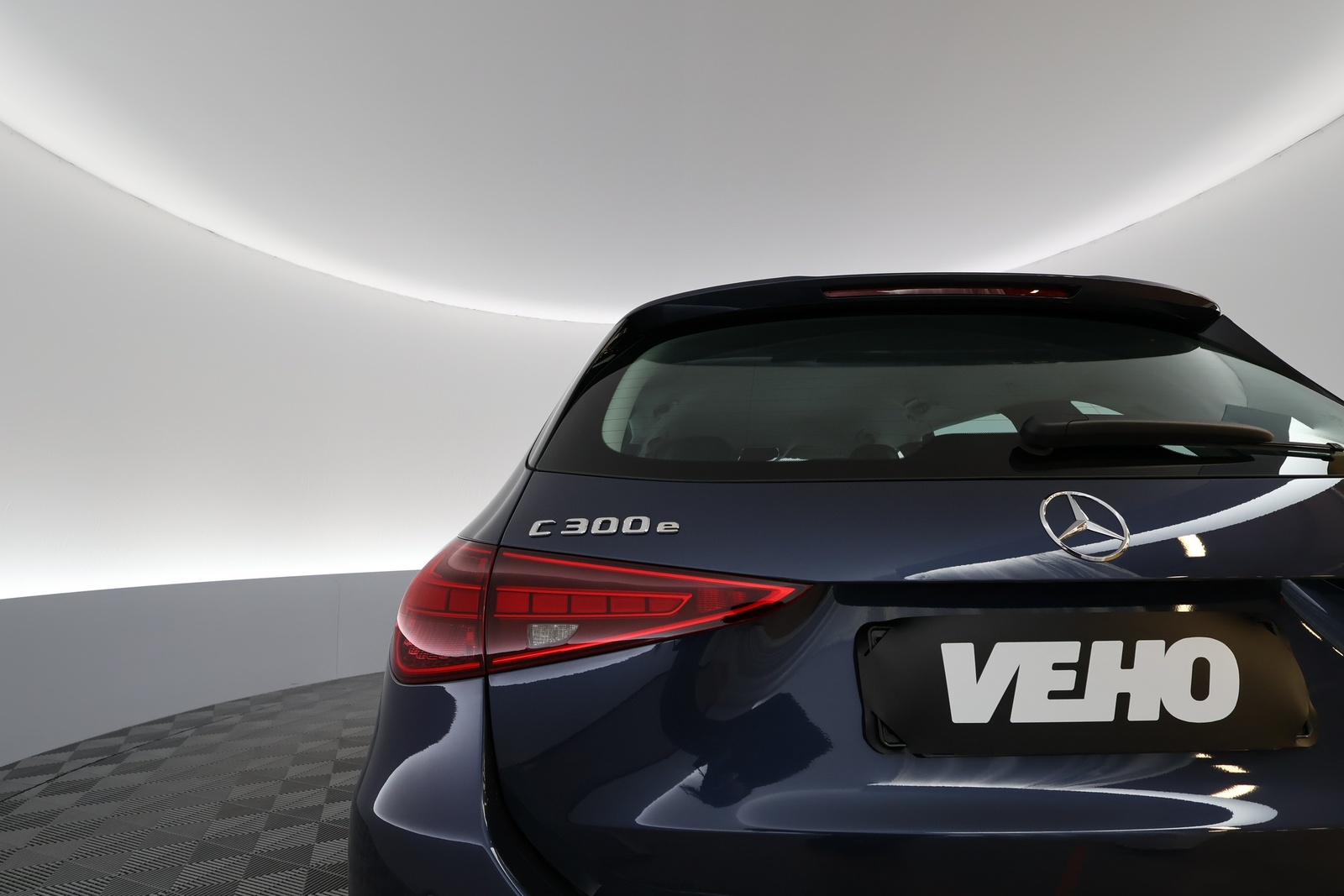 Mercedes-Benz C 2025