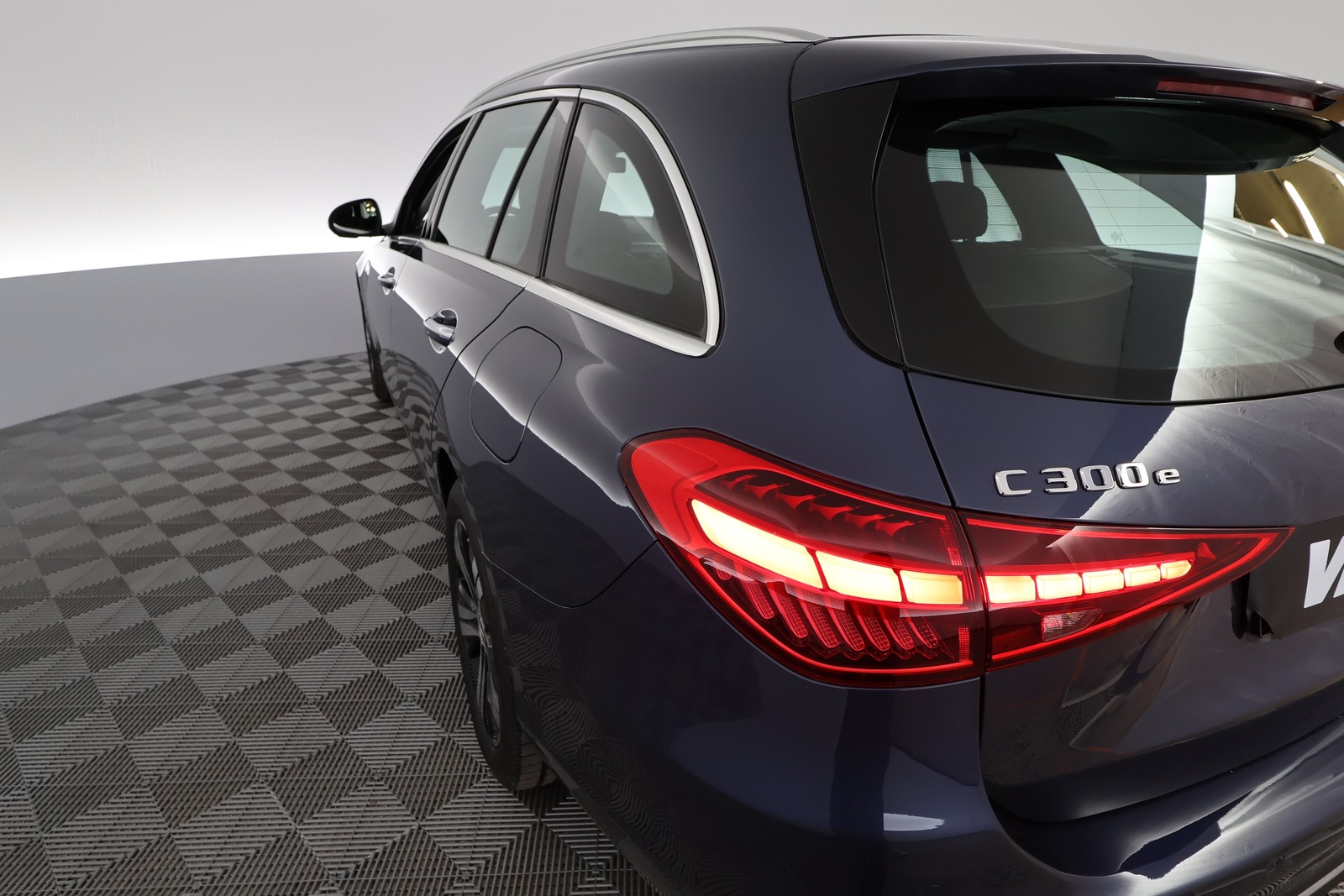 Mercedes-Benz C 2025