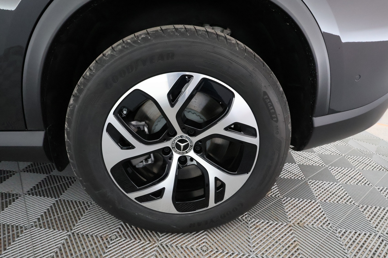 Mercedes-Benz GLC 2026