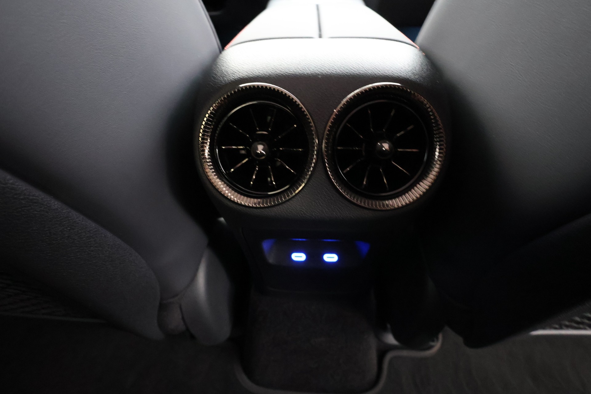 Mercedes-Benz CLA 2025