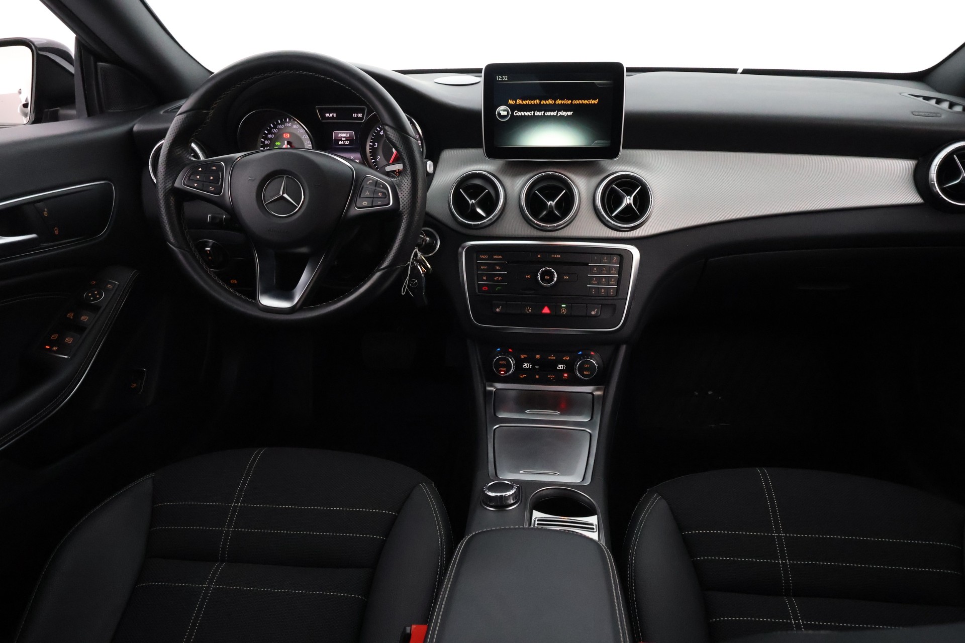 Mercedes-Benz CLA 2015