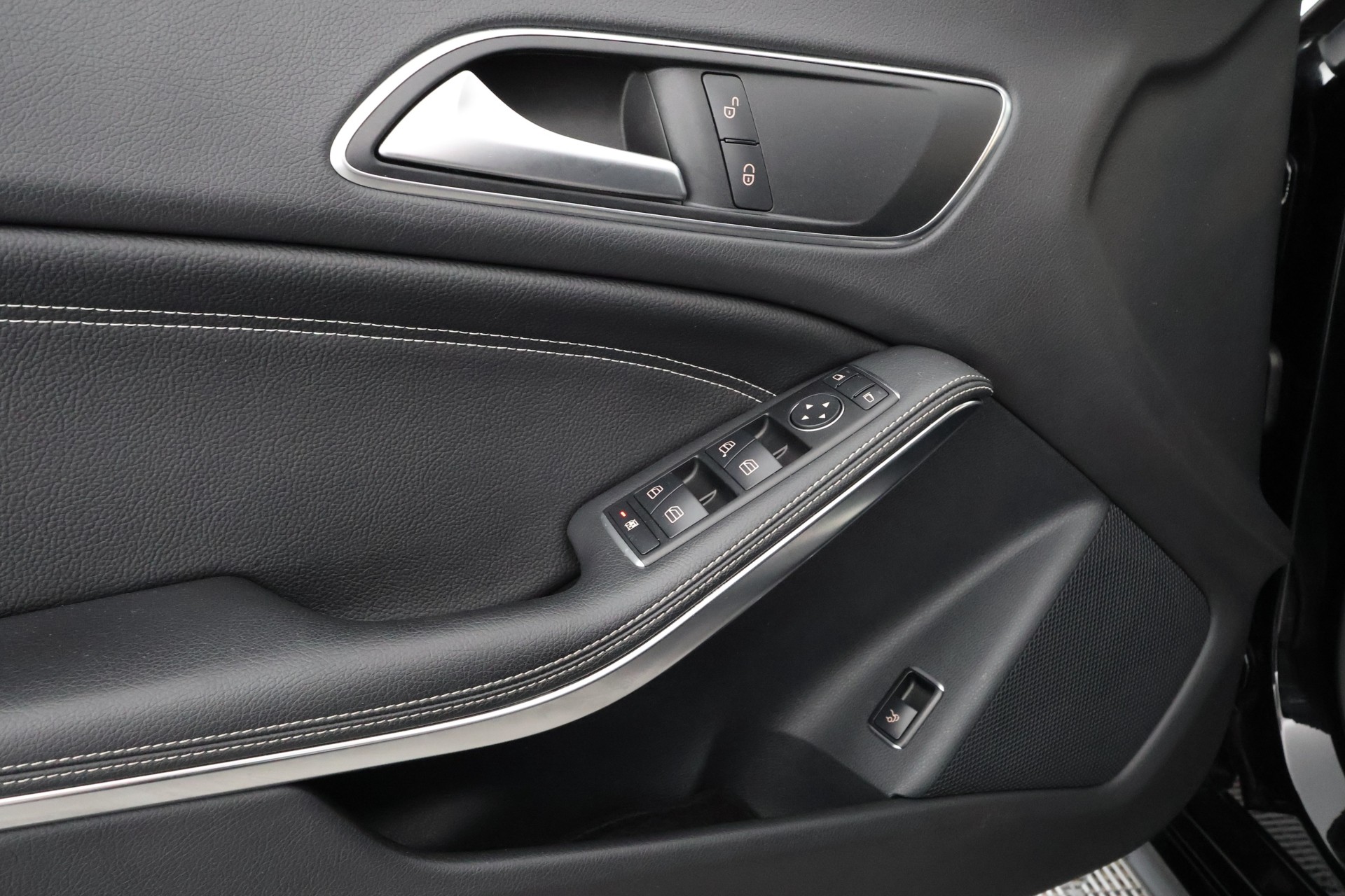 Mercedes-Benz CLA 2015