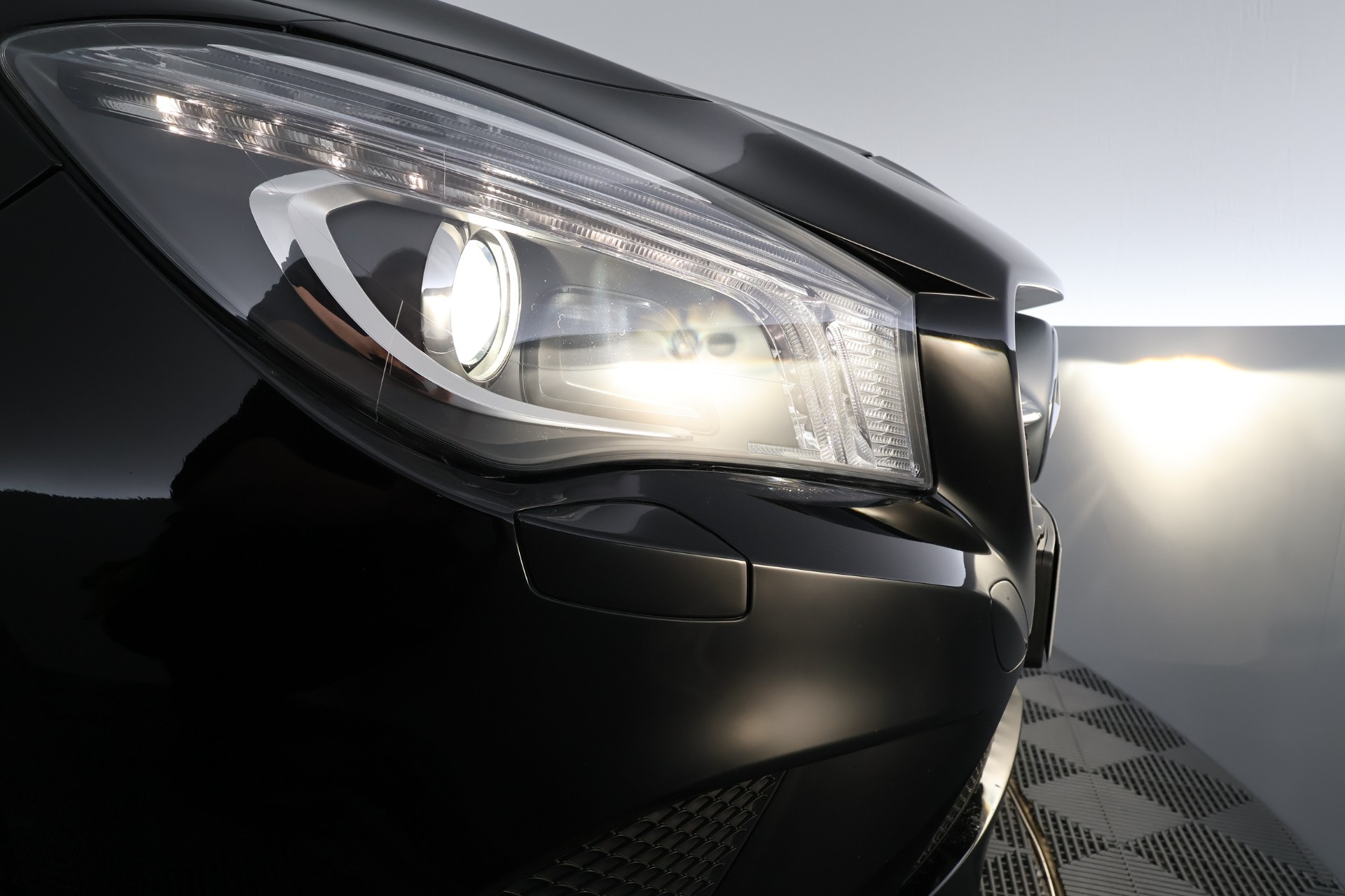 Mercedes-Benz CLA 2015