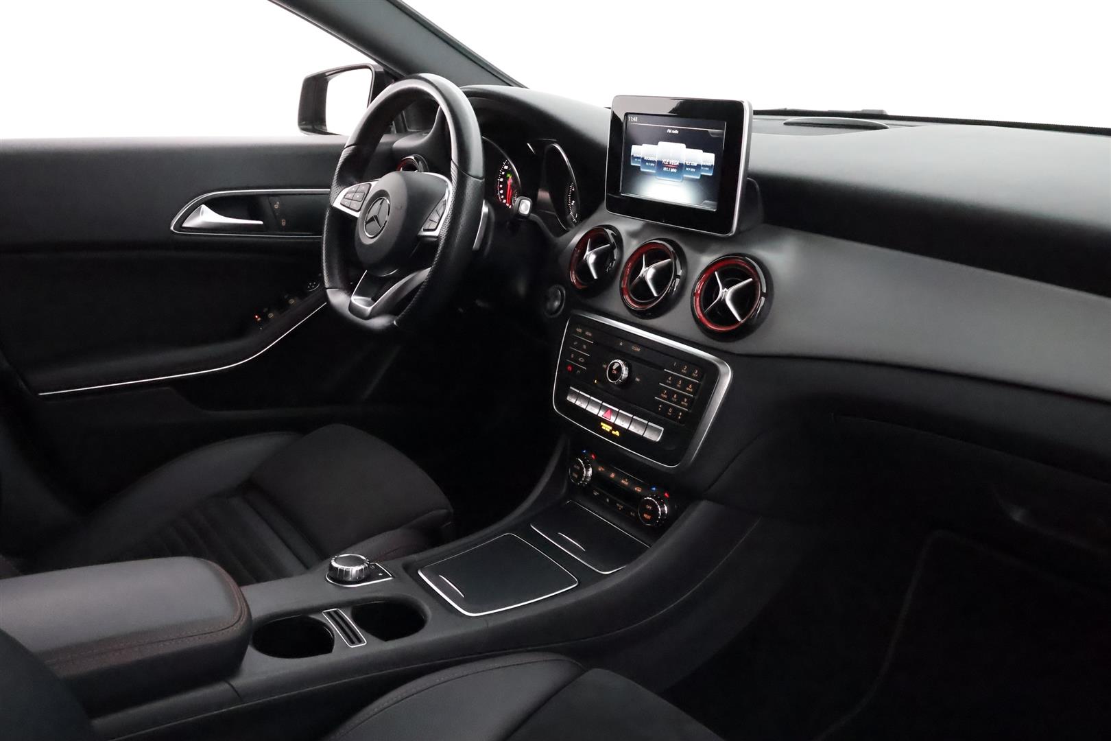 Mercedes-Benz CLA 2018