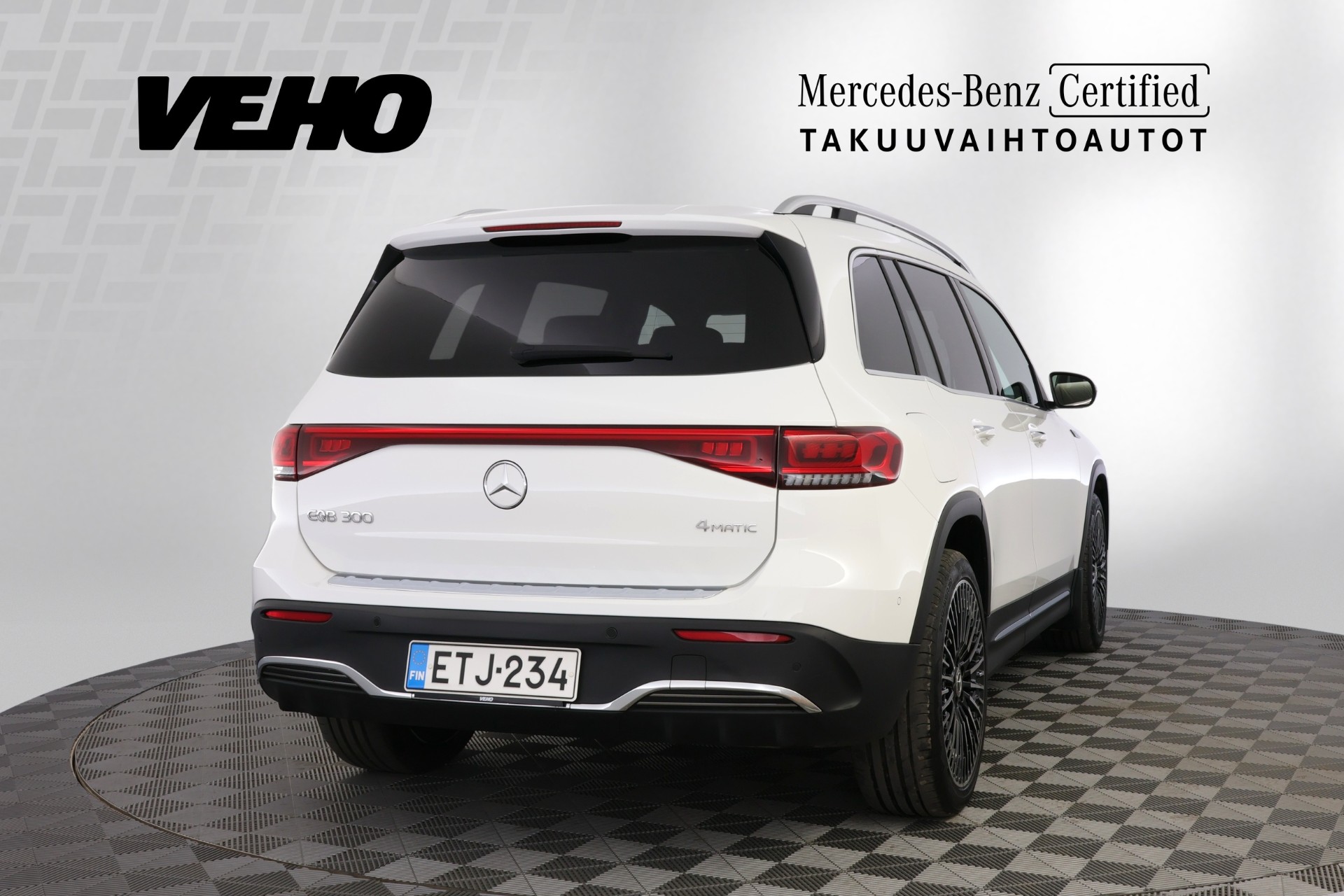Mercedes-Benz EQB 2022