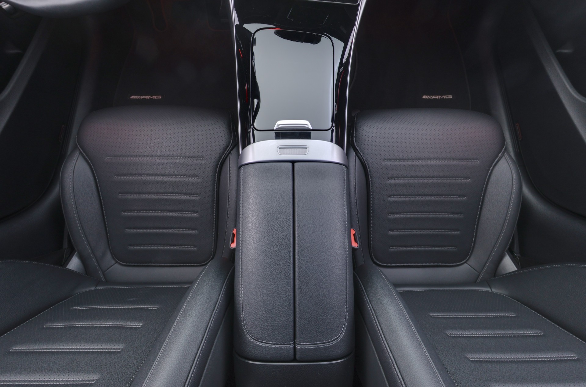 Mercedes-Benz C 2025