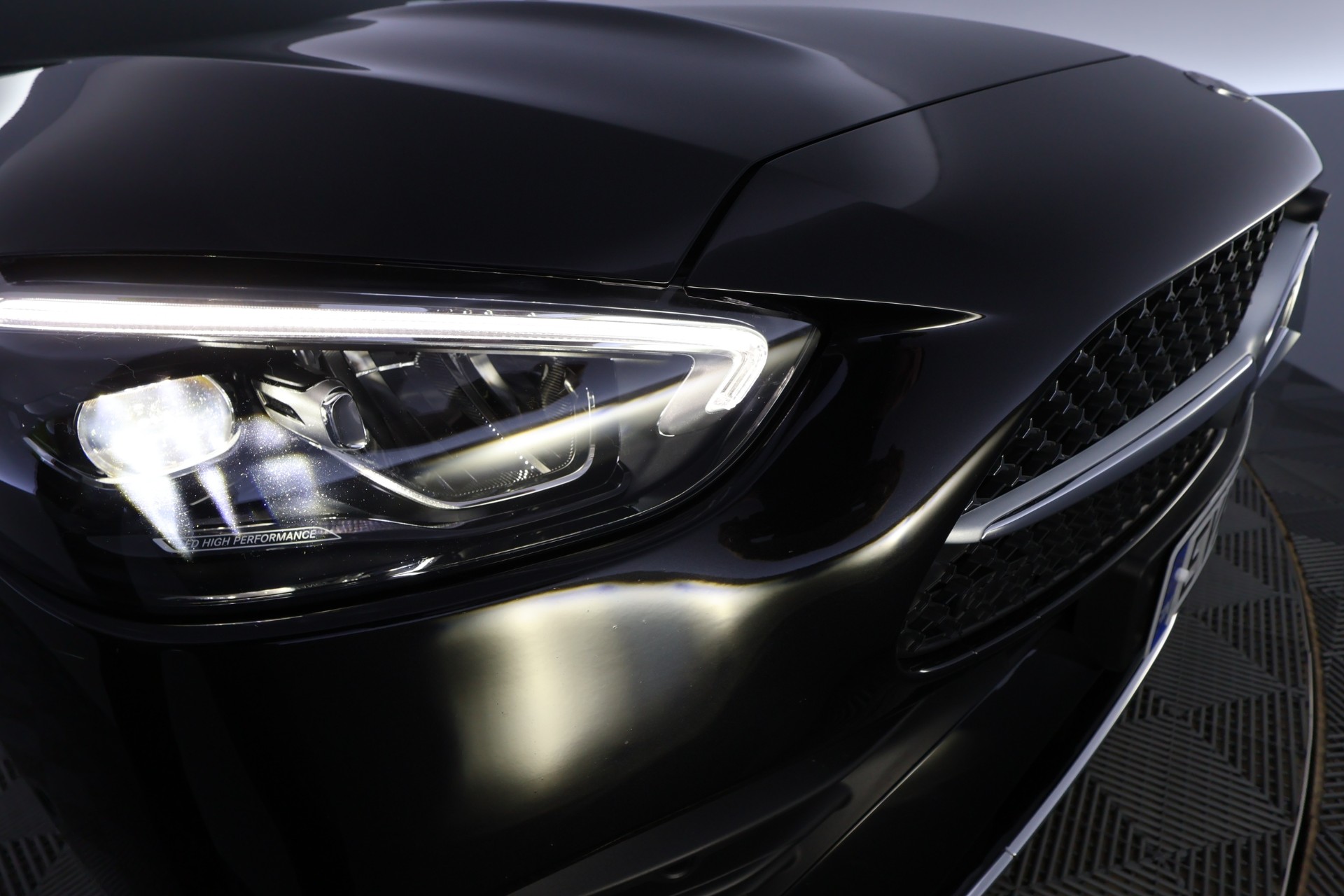 Mercedes-Benz C 2025