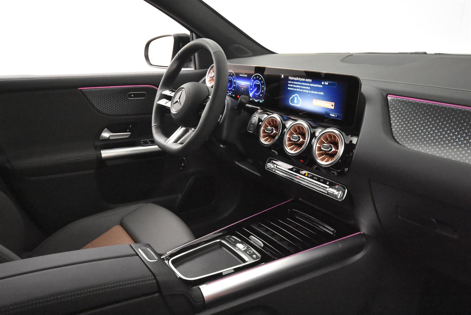 Mercedes-Benz EQA 2025