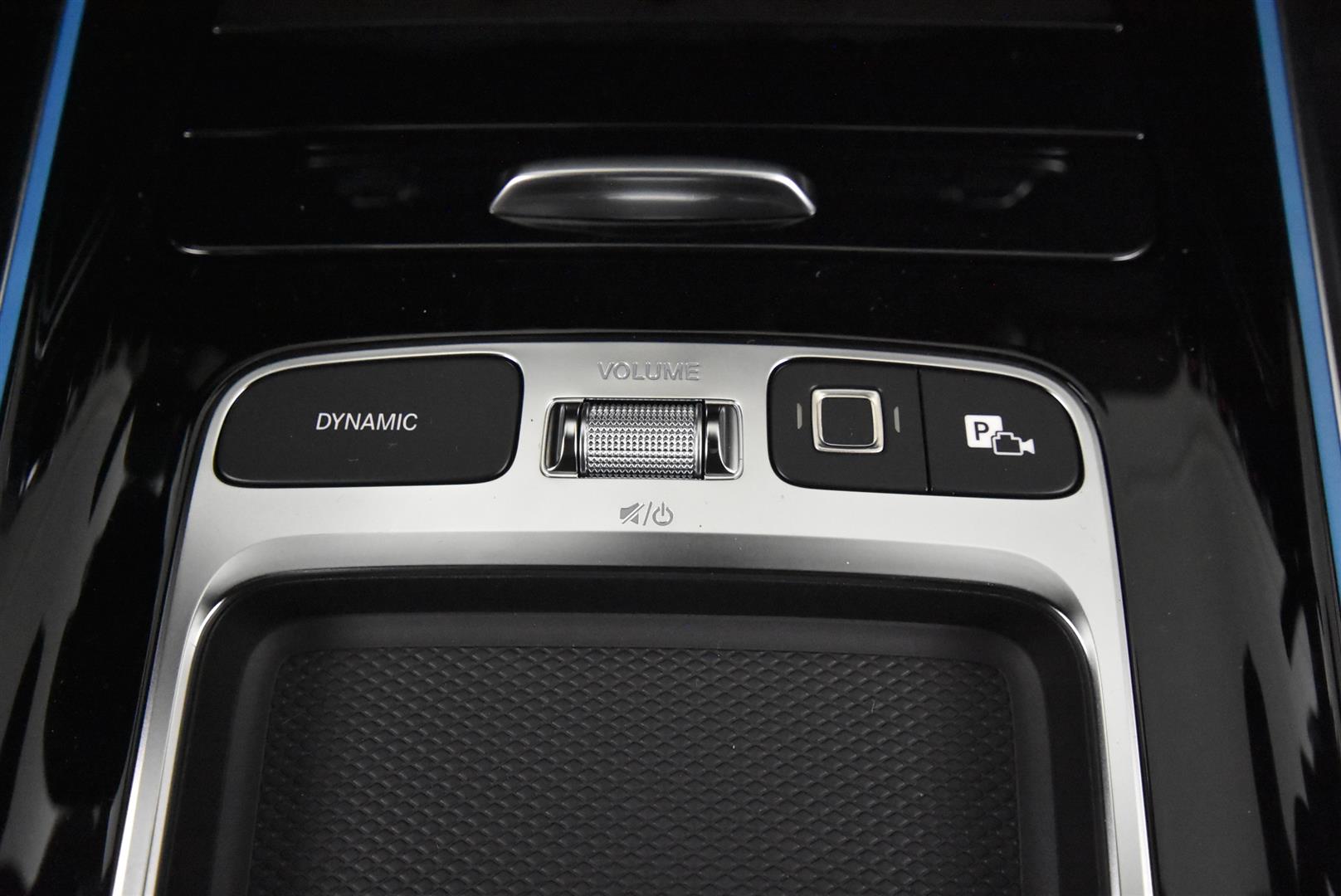 Mercedes-Benz EQA 2025