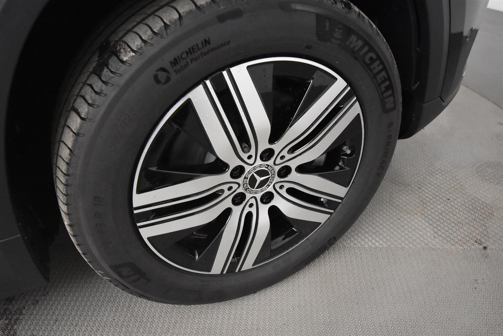 Mercedes-Benz EQA 2025