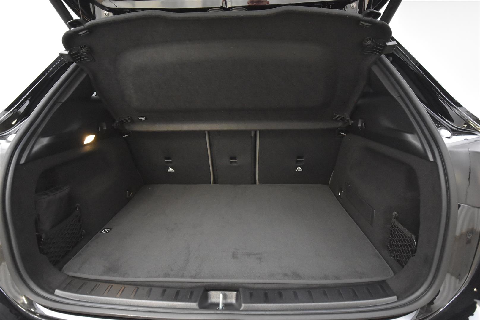 Mercedes-Benz EQA 2025