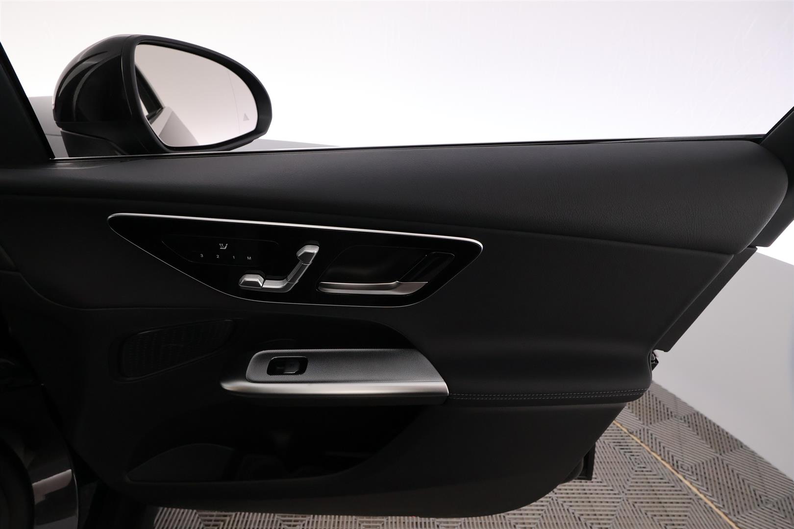 Mercedes-Benz GLC 2026