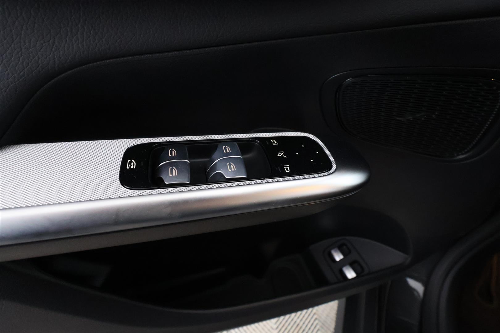 Mercedes-Benz GLC 2026