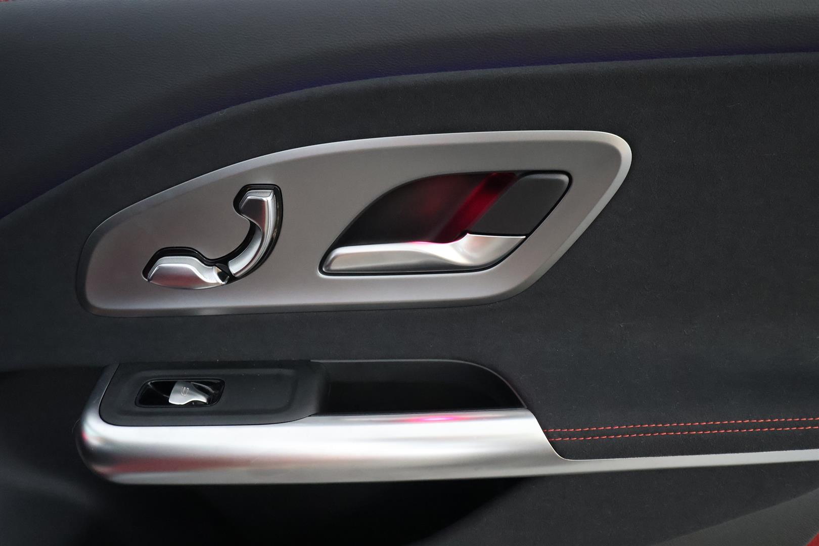 Mercedes-Benz CLA 2025