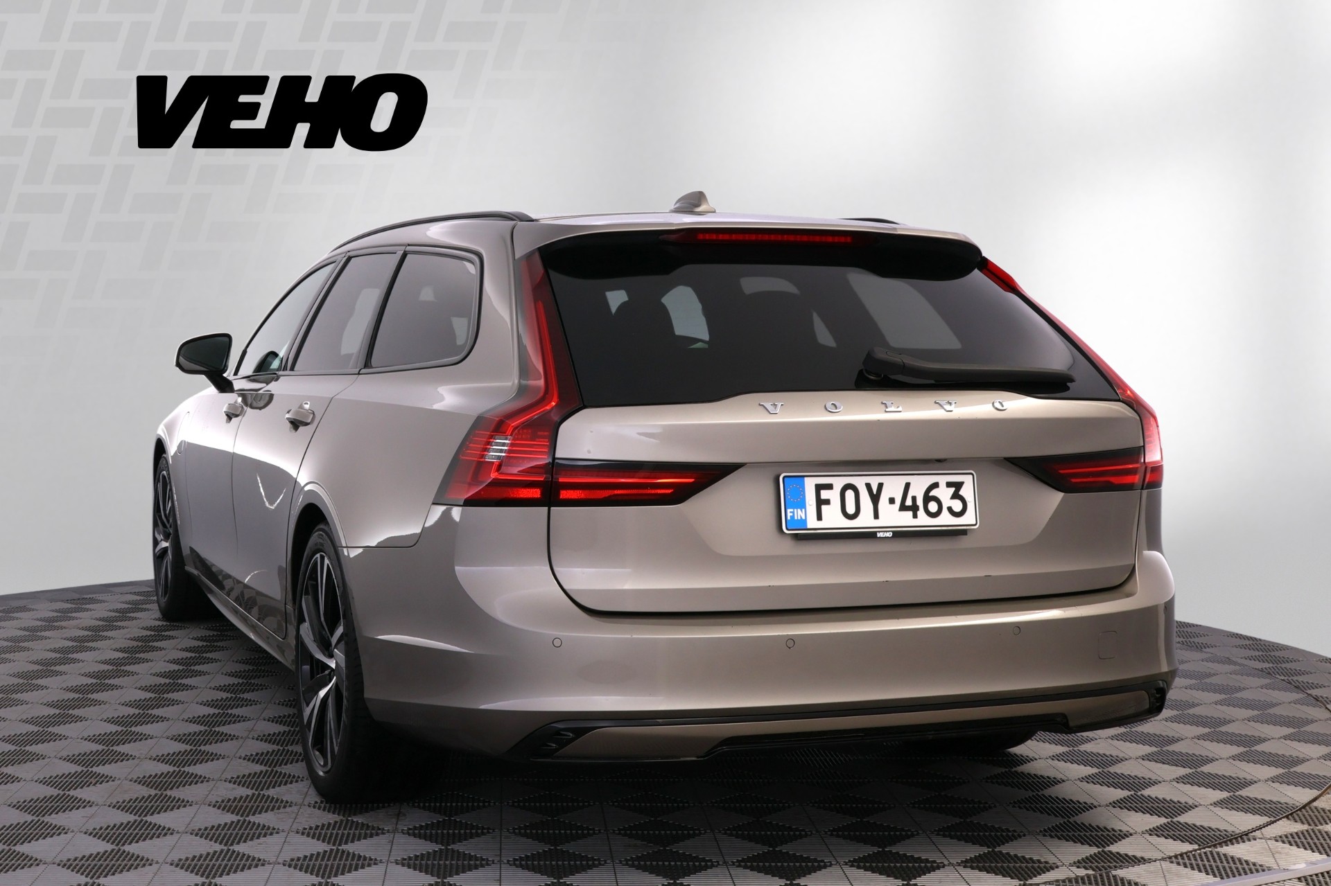 Volvo V90 2021