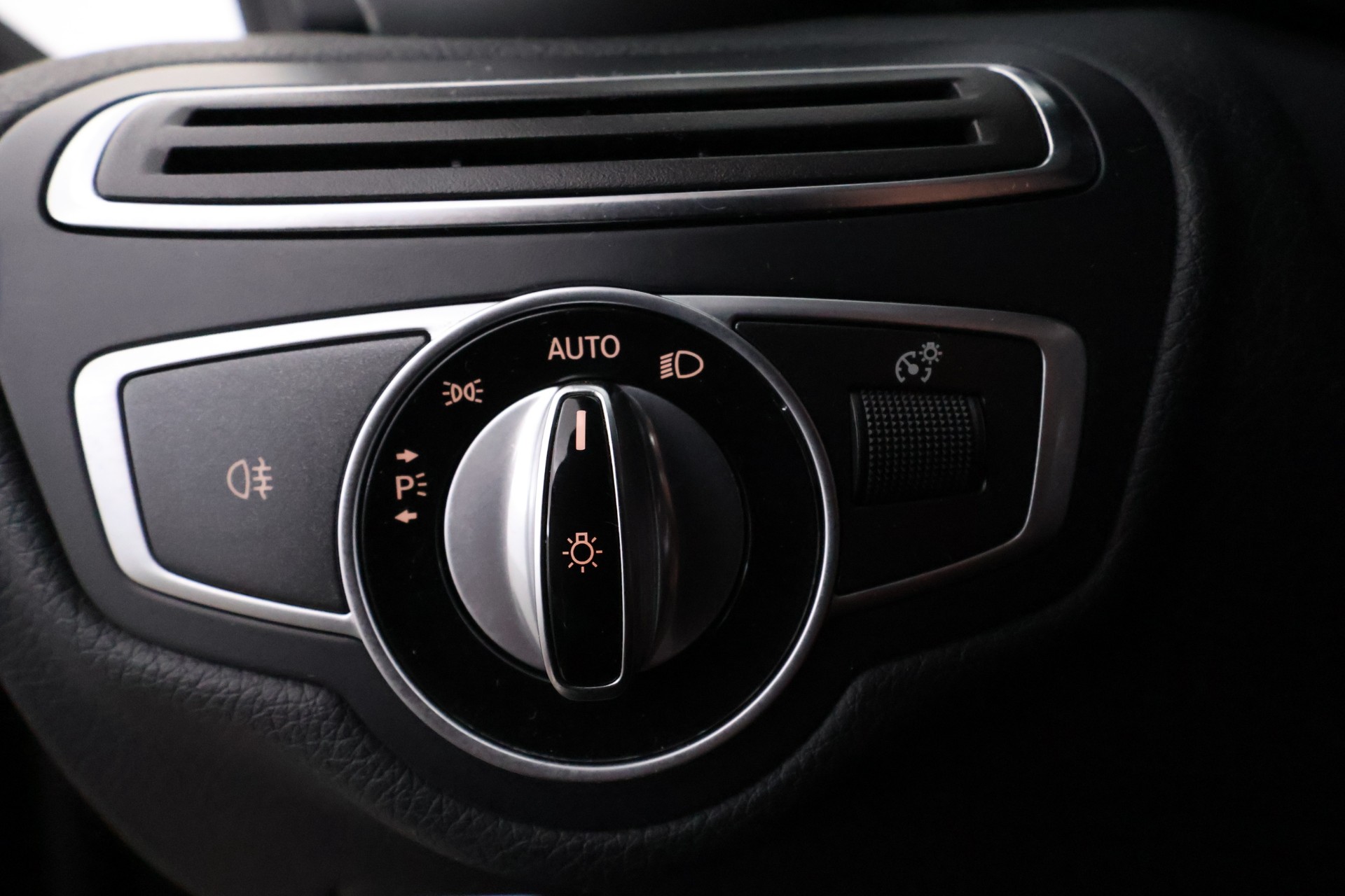 Mercedes-Benz C 2016