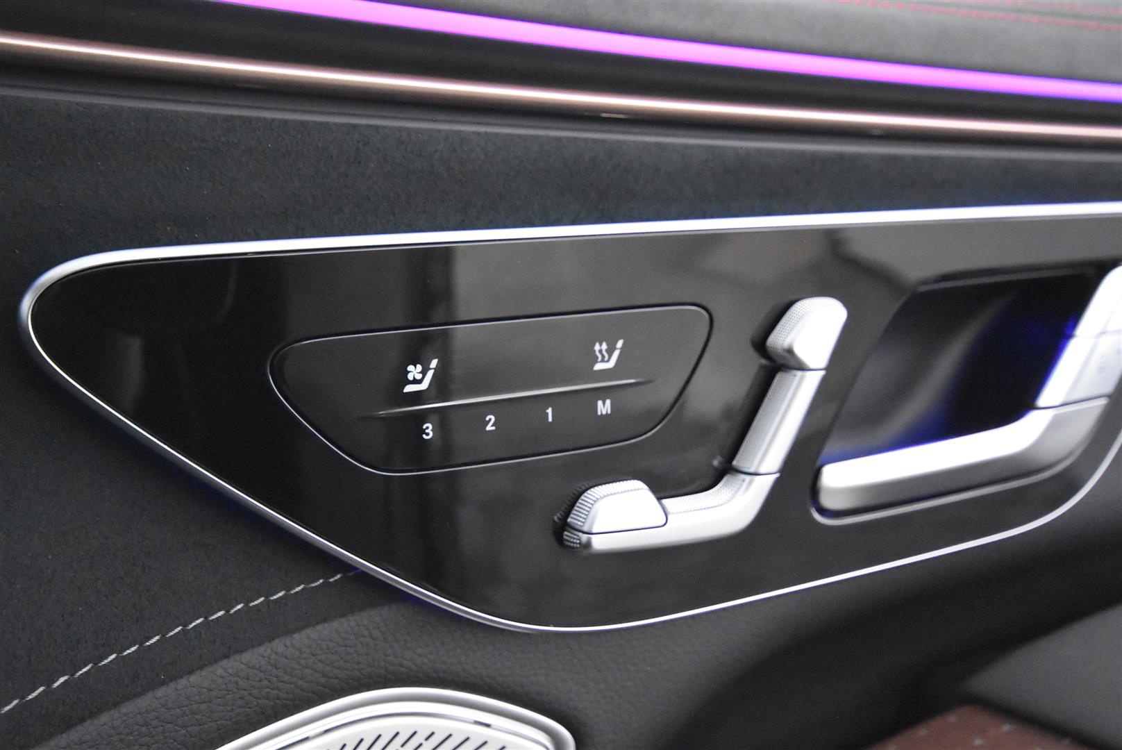 Mercedes-Benz EQS SUV 2023